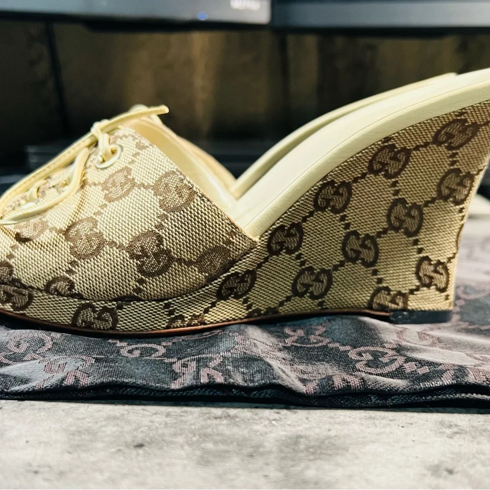 Gucci Wedge Sandals - Picture 5 of 8
